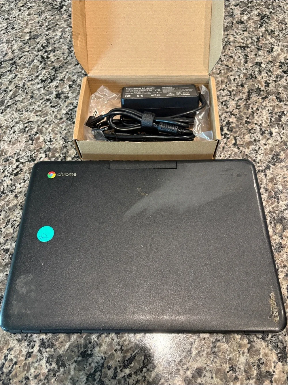 Lenevo Chrome Laptop with Brandnew Charger